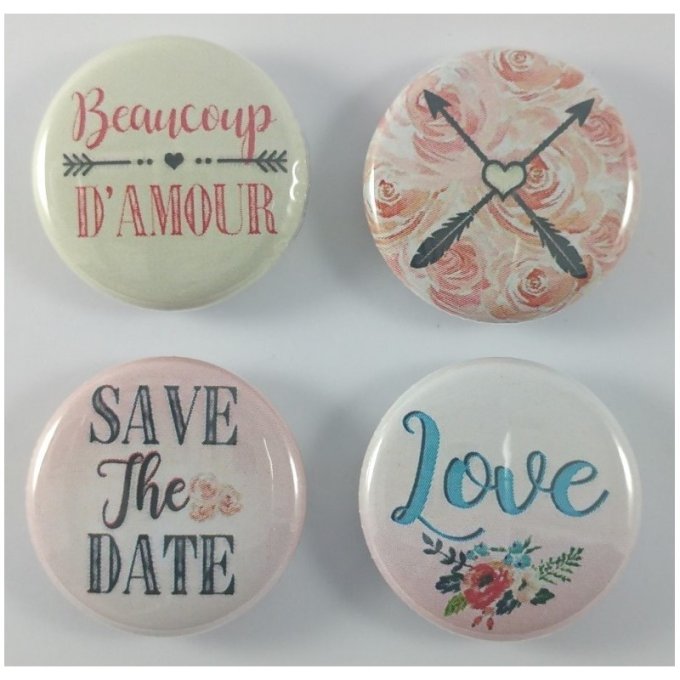 B0617-MA5 Badge Beaucoup d'amour
